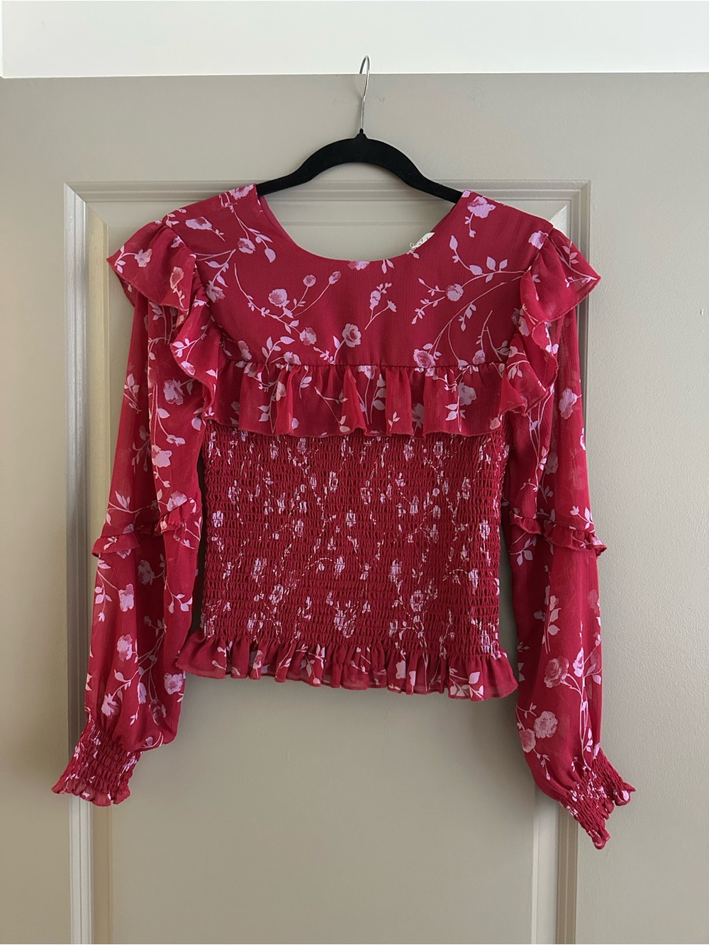 Women’s Pink Floral Ruffle Smocked Long-Sleeve Top